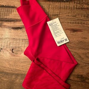 NWT Lululemon wunder under HR 25” Red size 2